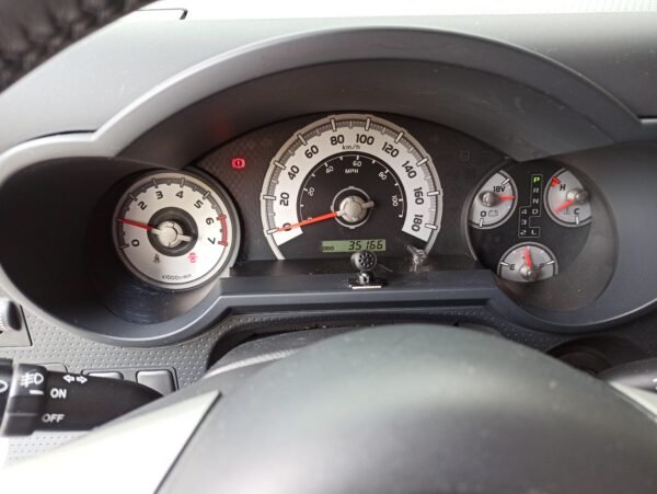 TOYOTA FJ CRUISER 4.0 V6 AUTOMATICO 2022 4X4 - Image 14