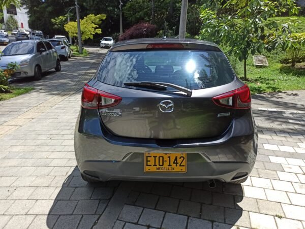 MAZDA 2 TOURING 2019 AUTOMATICO - Image 8
