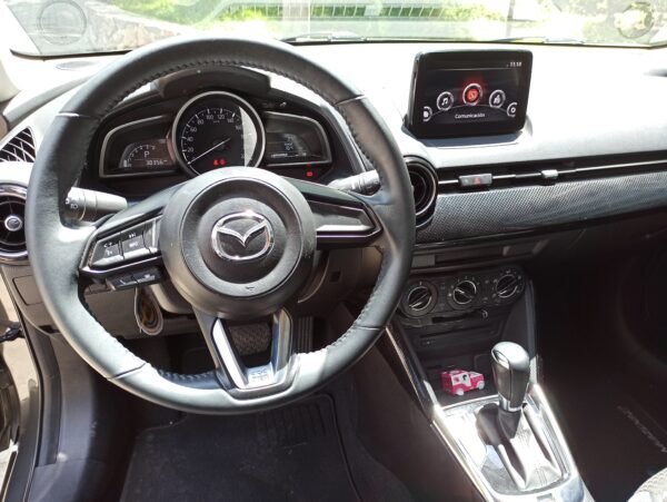 MAZDA 2 TOURING 2019 AUTOMATICO - Image 14