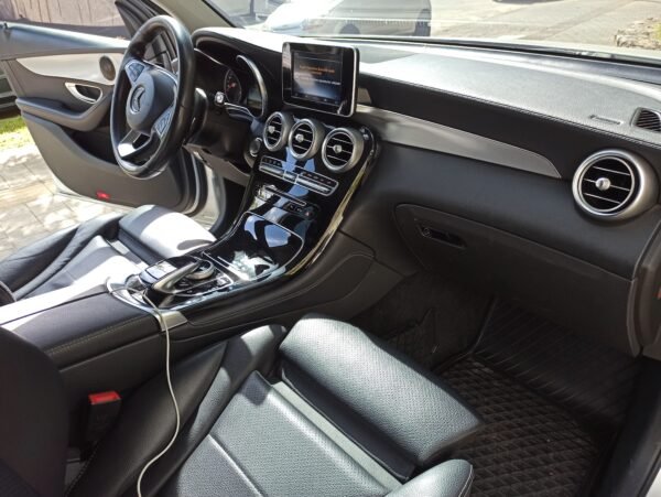 MERCEDES BENZ GLC220 Cdi 2017 AUTOMATICO 4MATIC DIESEL - Image 18