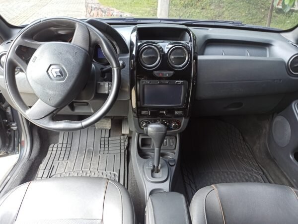 RENAULT DUSTER 2.0 DYNAMIQUE 2018 AUTOMATICO 4X2 - Image 13