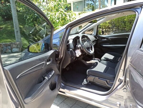 HONDA FIT 1.5 EX 2018 AUTOMATICO - Image 11