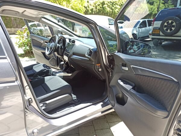 HONDA FIT 1.5 EX 2018 AUTOMATICO - Image 16