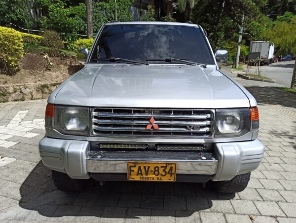 MITSUBISHI MONTERO 3.0 V6 MECANICO 2005 4X4 - Image 4