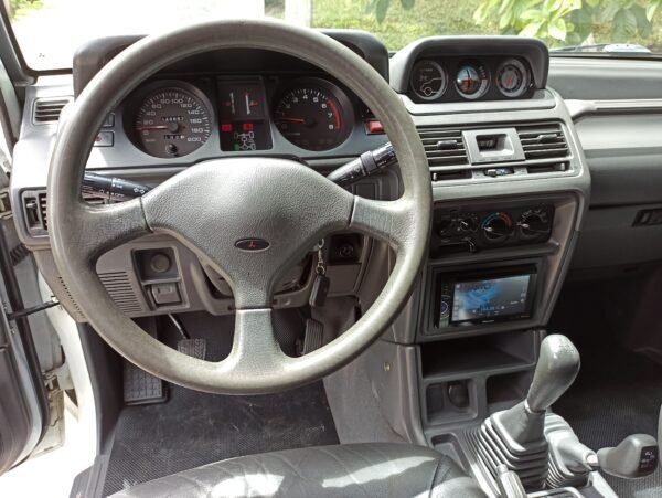 MITSUBISHI MONTERO 3.0 V6 HARD TOP 2007 MECANICO 4X4 - Image 12