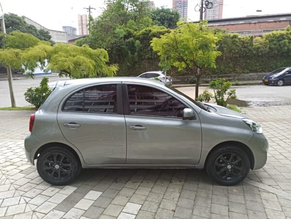 NISSAN MARCH 1.6 SENSE 2015 AUTOMATICO - Image 6