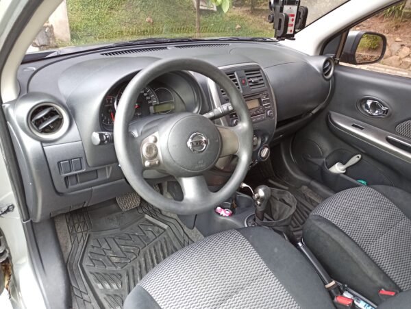 NISSAN MARCH 1.6 SENSE 2015 AUTOMATICO - Image 12