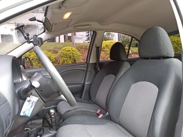 NISSAN MARCH 1.6 SENSE 2015 AUTOMATICO - Image 11