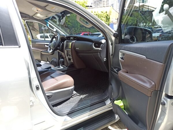 TOYOTA FORTUNER 2.4 DIESEL 2019 AUTOMATICO 4X2 - Image 13