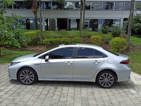 TOYOTA COROLLA SEG HYBRID 2020 AUTOMATICO - Image 2